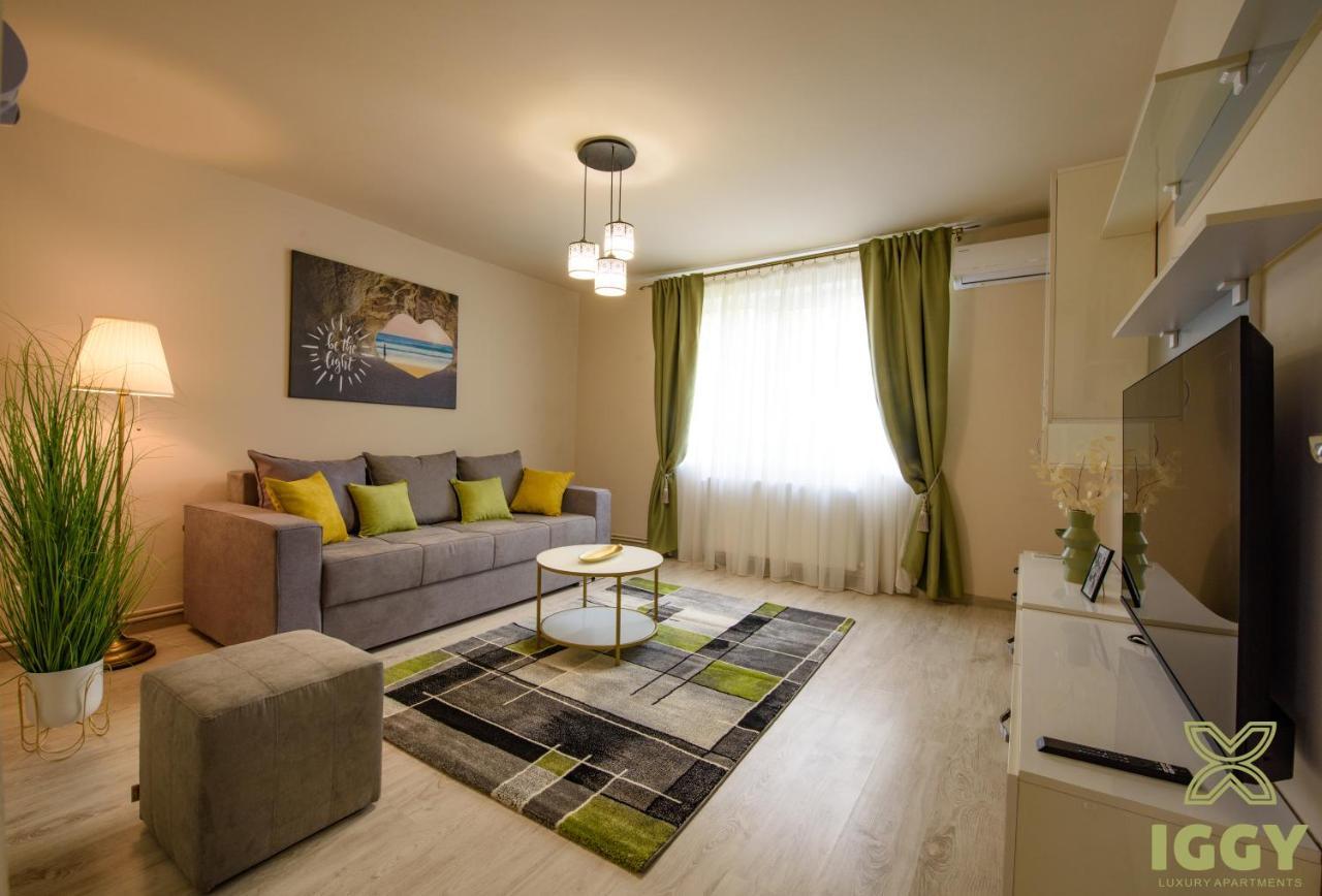 Iggy Luxury Apartment Hunedoara Exteriör bild